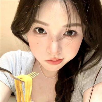 彩色中的黑白